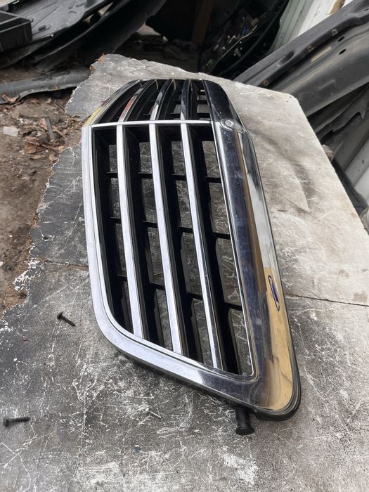 Решетка Мерцедес E W212