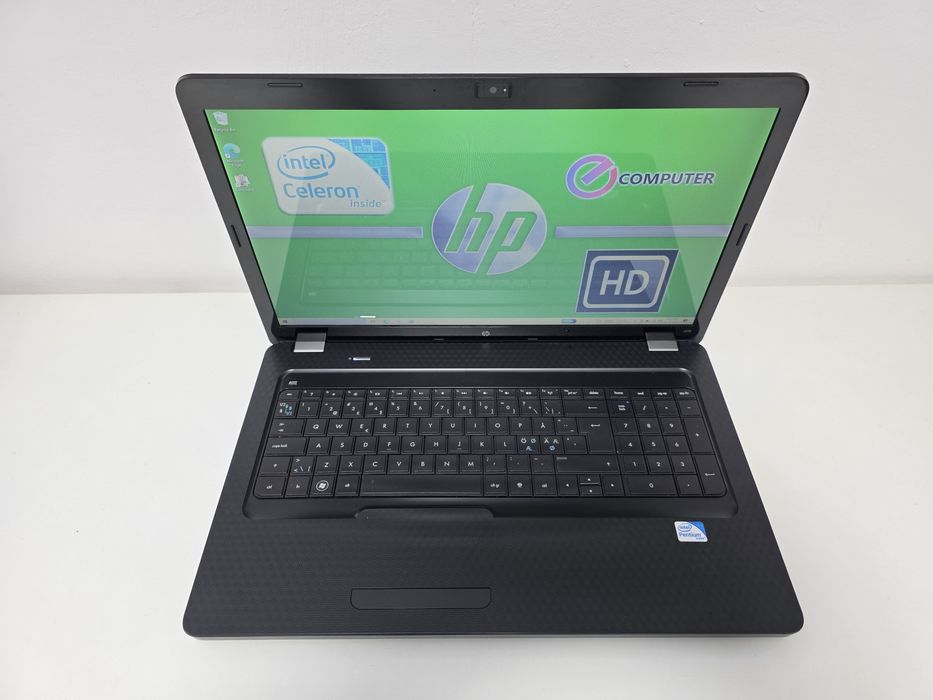 Laptop HP DISPLAY MARE 17  SSD video dedicat  baterie NOUA. GARANTIE