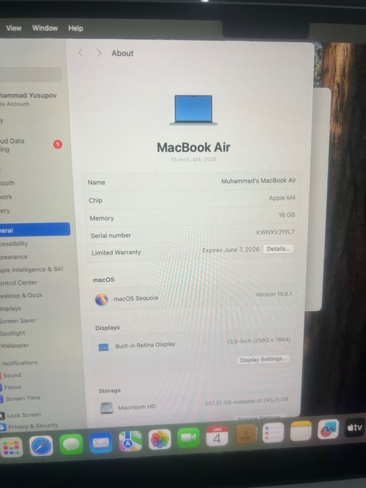 Macbook  Air   M4