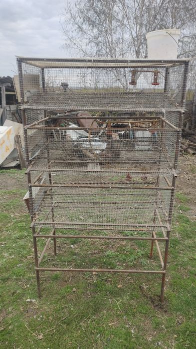 Продам клетку для перепелов