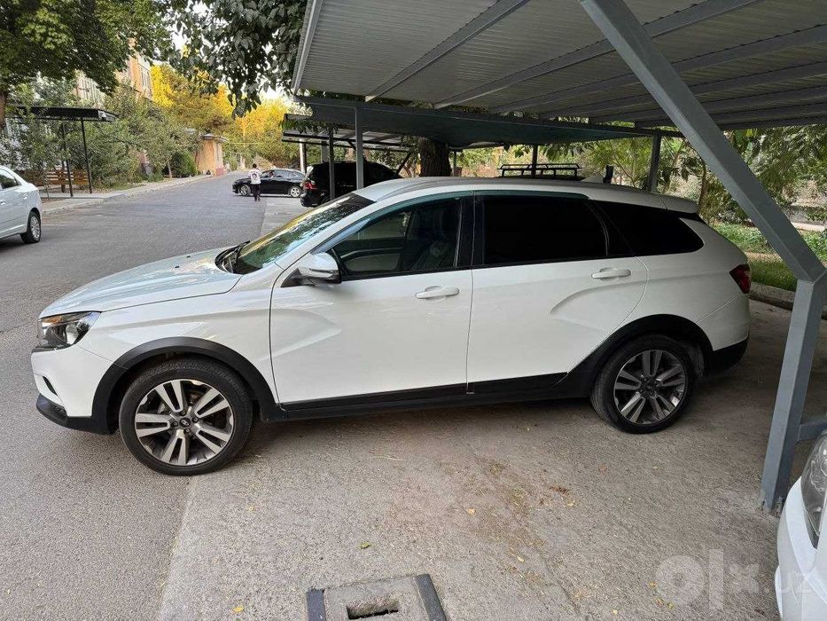 Lada Vesta SW Cross