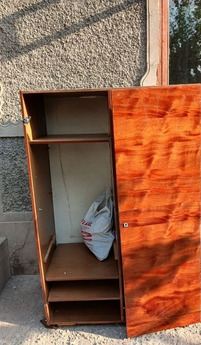 Шкаф, тумба и колыбель ручной работы