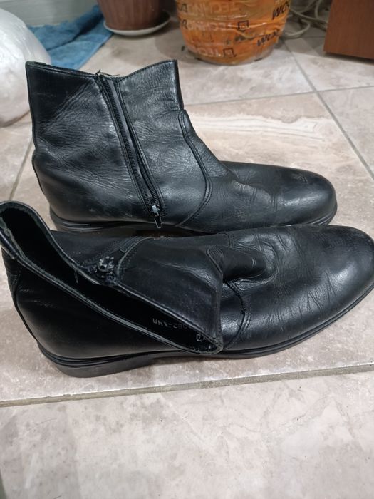 Қыстық аяқ киім сатамын