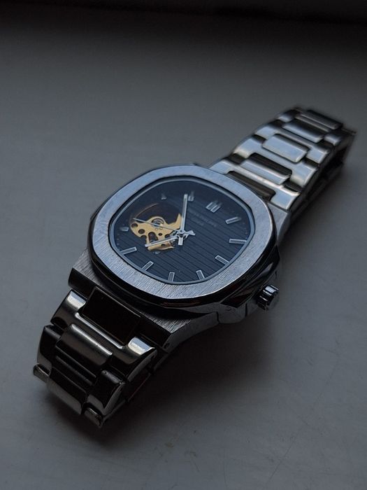 Часы механический