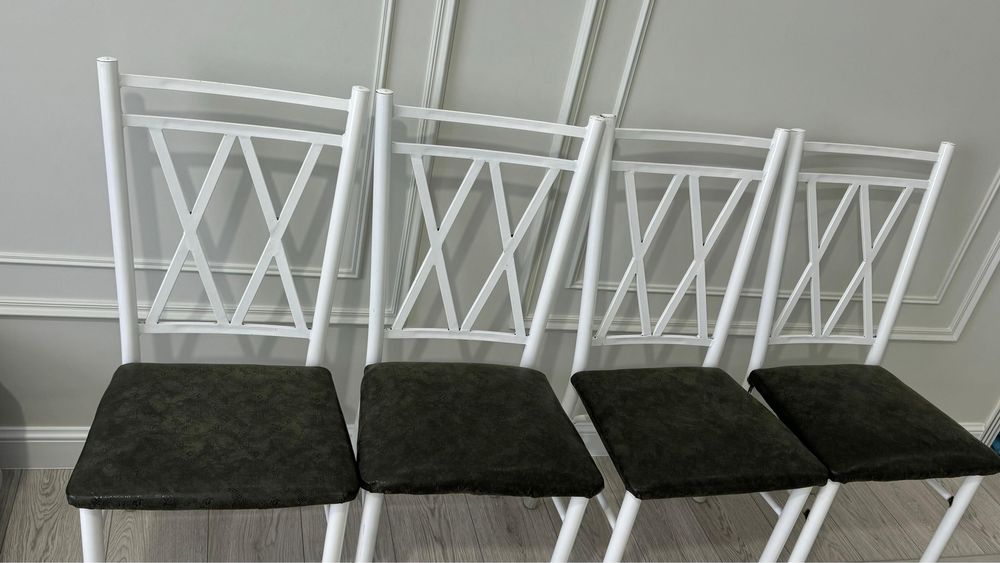 Стулья. Кухонная стулья (стол)