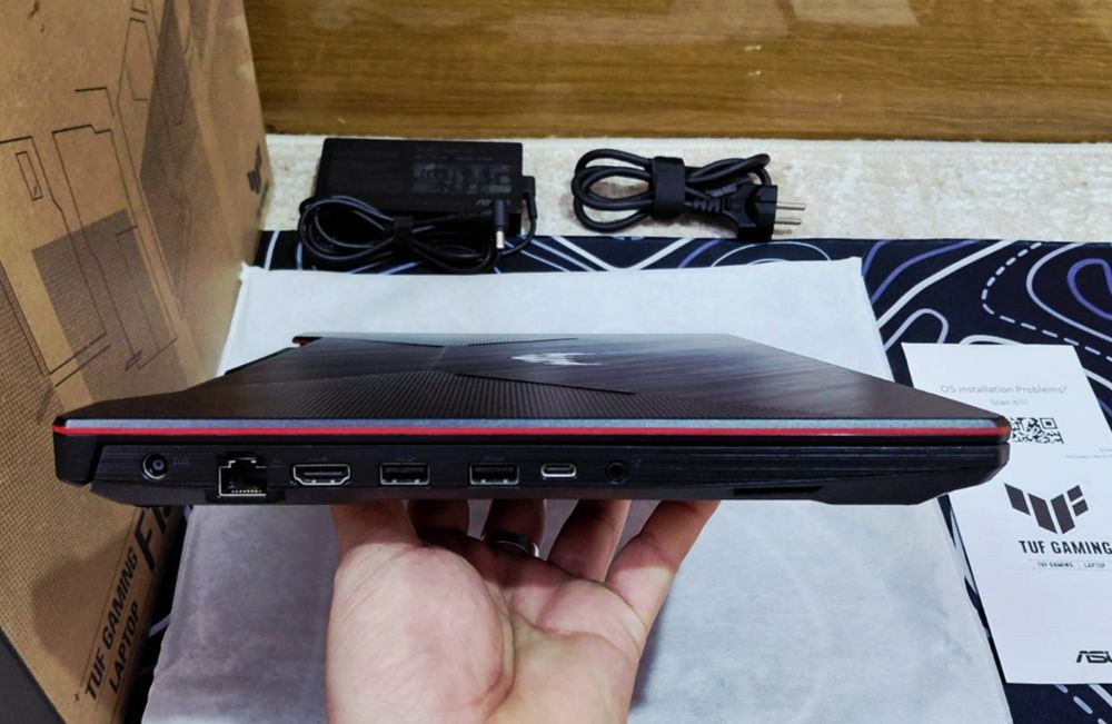 Asus Tuf gaming F15 JetBLACK!