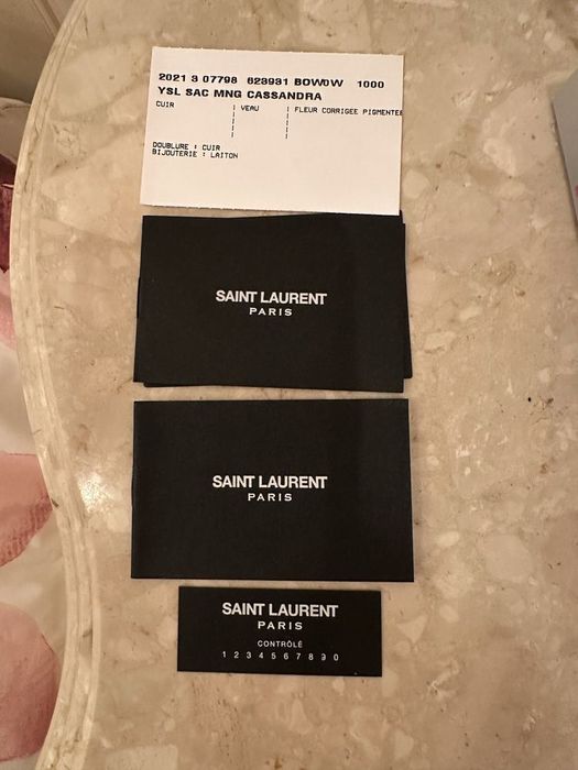 YSL CASSANDRA подлинник medium с док.