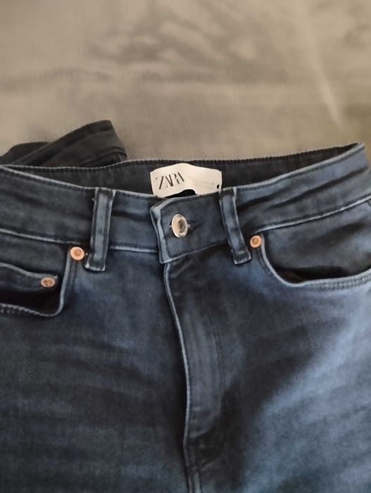 Дамски дънки размер 34