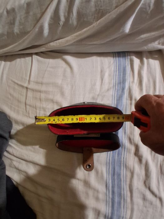 Продавам кутия за бинокъл