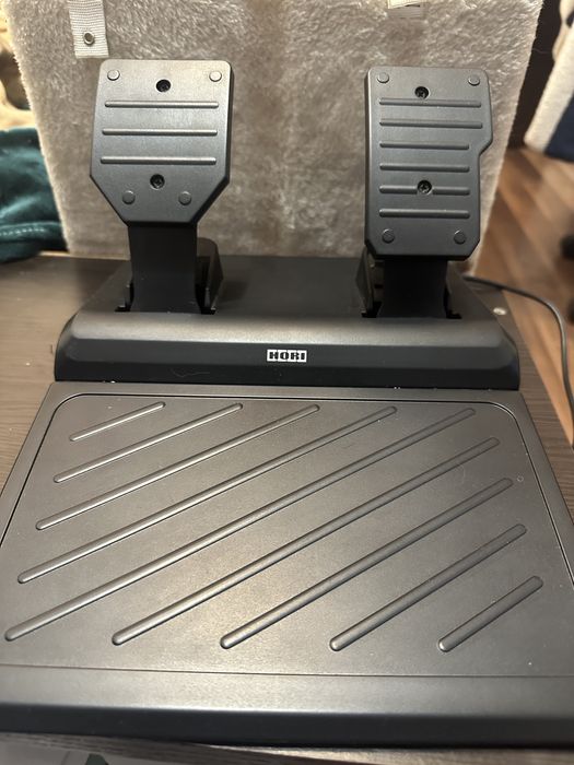 NEGOCIABIL Volan HORI pentru Xbox Series X/S, Xbox One & Windows 11/10