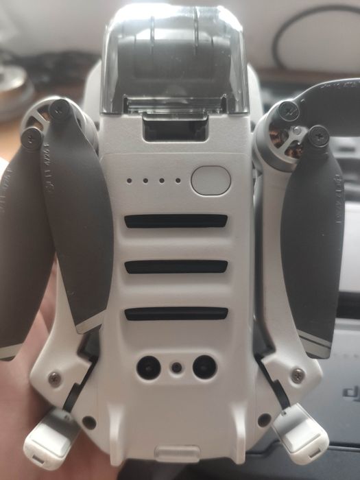 Dronă DJI Mavic Mini