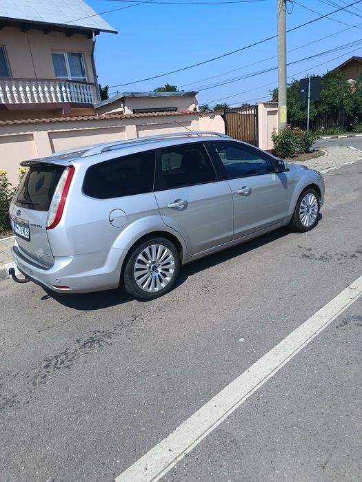 Ford focus-Titanium