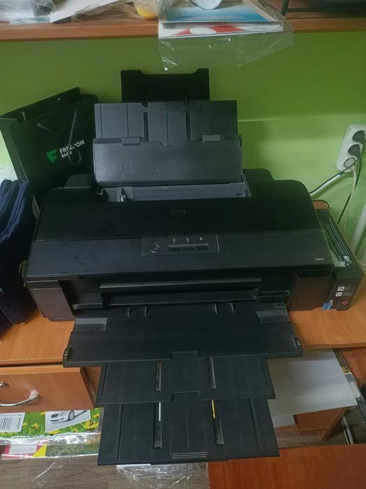 принтер Epson L1800 Epson L805  Canon MF4370dn