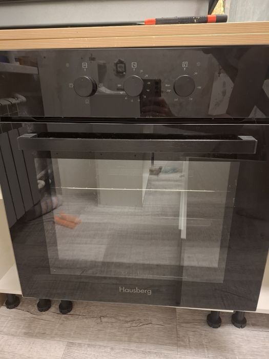 Продам новый духовый шкаф