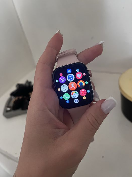 Часовник huawei fit 3