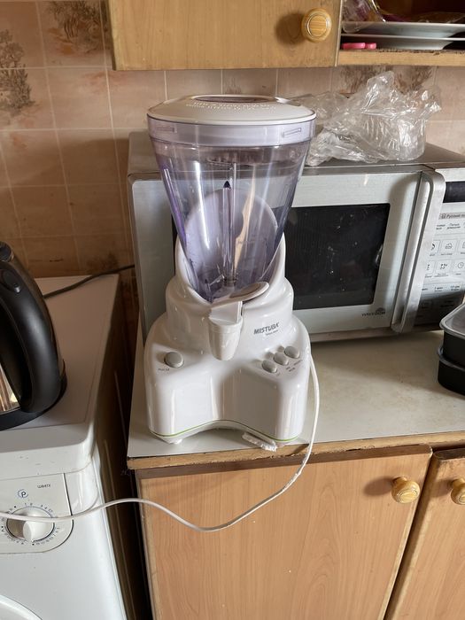 Миксер, блендер.