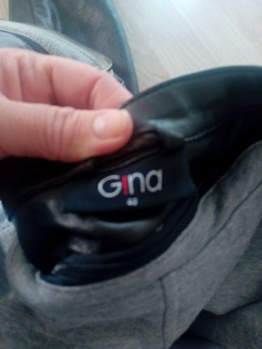 Geaca superba piele,ca noua