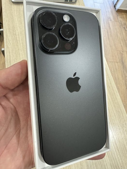 iPhone 16 Pro, 128GB, 5G, black ca nou