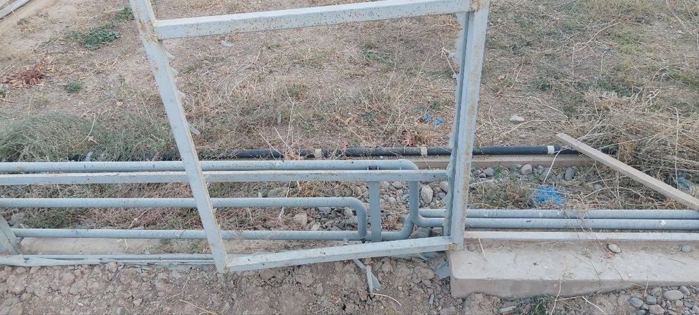 Tayyor issiqxona sotiladi