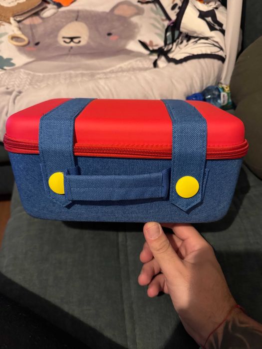 Продавам Nintendo Switch Oled Black&White 10/10, аксесоари и подаръци