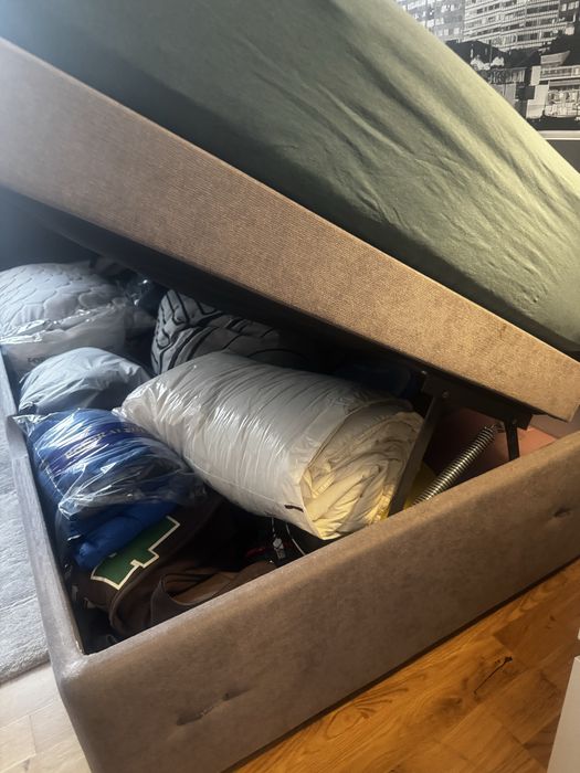 Pat 90/200 cm, stare foarte buna