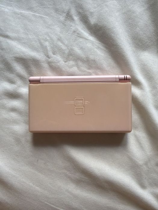 Nintendo DS Lite