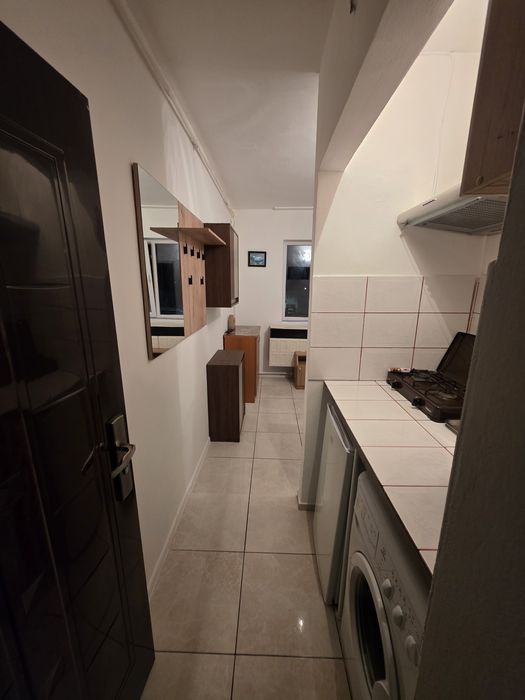 Inchiriez garsoniera confort 2