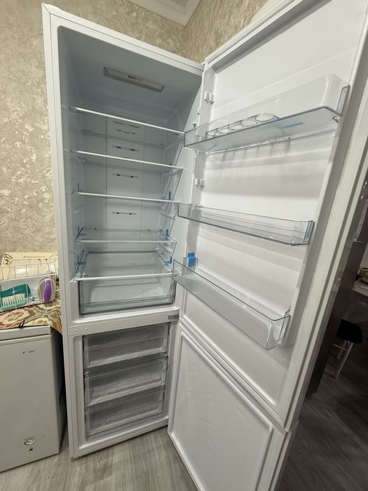 Candy холодильник