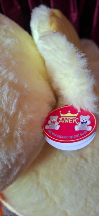 Голяма плюшена играчка