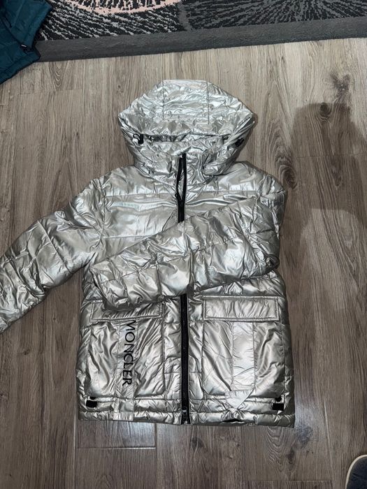 Верхняя детская одежда