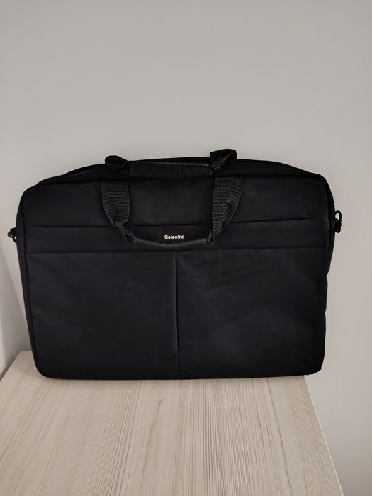 Geanta pt laptop 45*30.