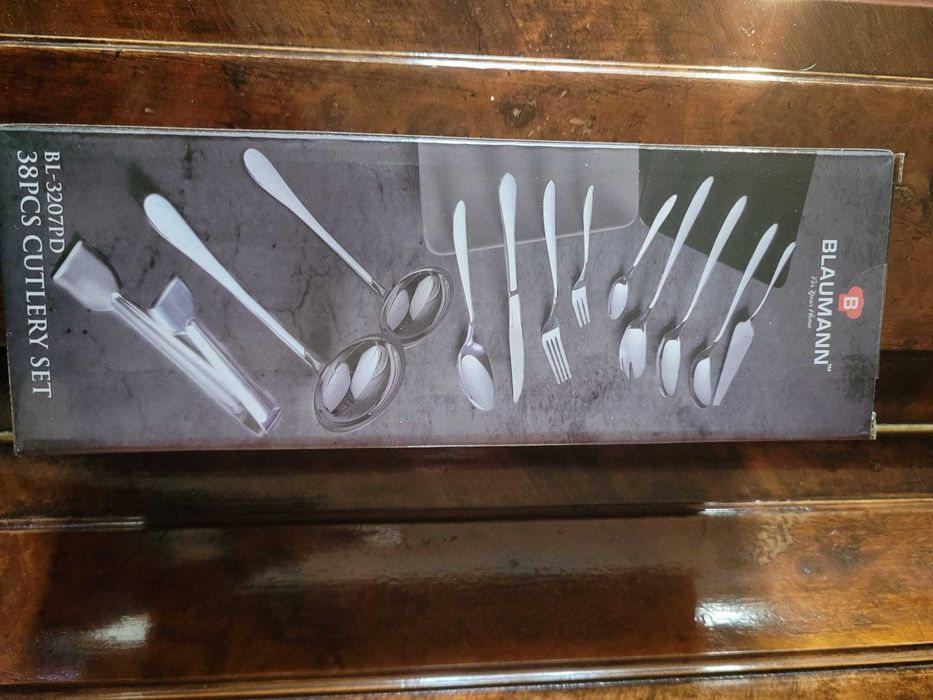 Set de tacamuri 38 piese, Blaumann, din otel inoxidabil
