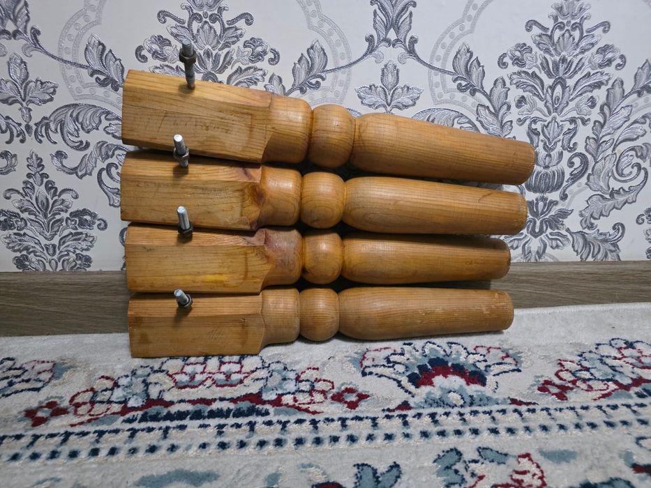 Продам низкий стол