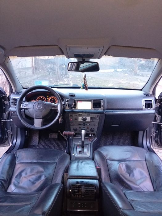 Opel Vectra C adaptat pentru persoane cu handicap/dizabilități