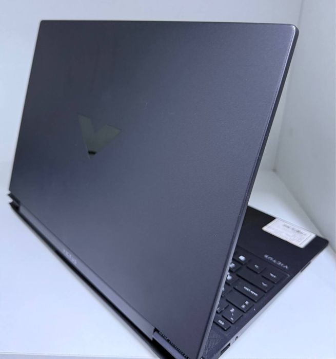 Ноутбук  HP Victus