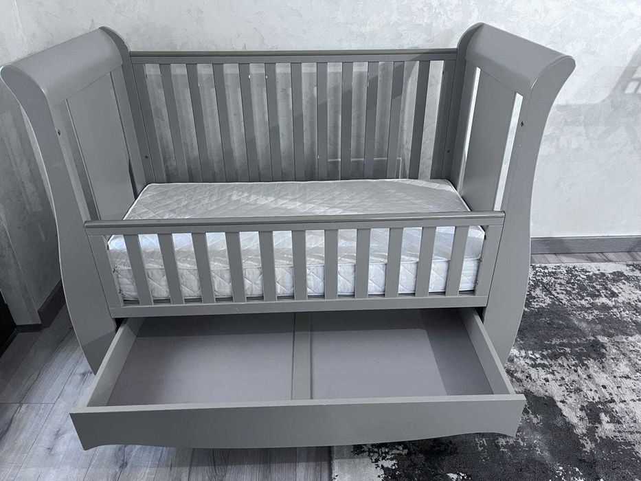 Patut Tutti Bambini din lemn. Saltea 120x60cm