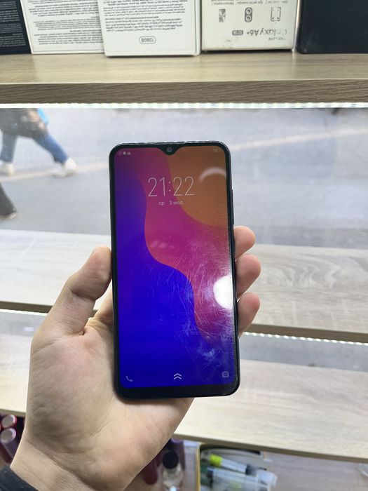 Телефон Самсунг Айфон Б/у