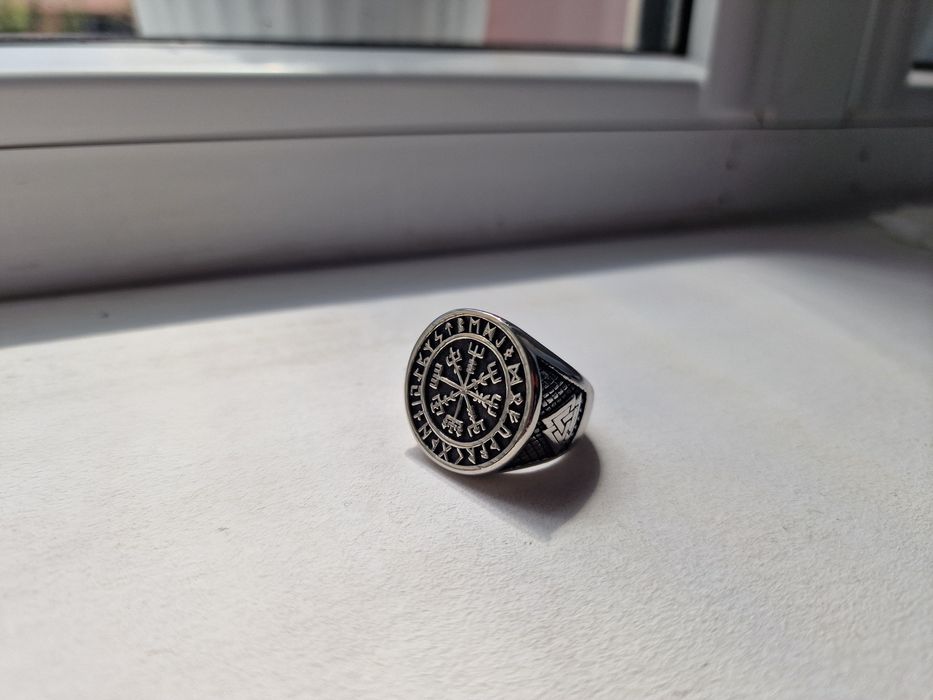 Пръстени с викингски мотиви