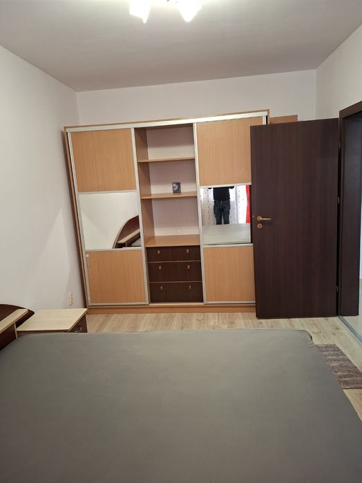 Proprietar-inchiriez 2 cam.Cartierul latin,1700