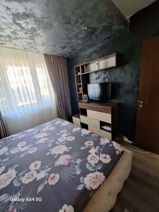 Camera cămin etaj 4/4 bloc.C 500 Craiova George Enescu