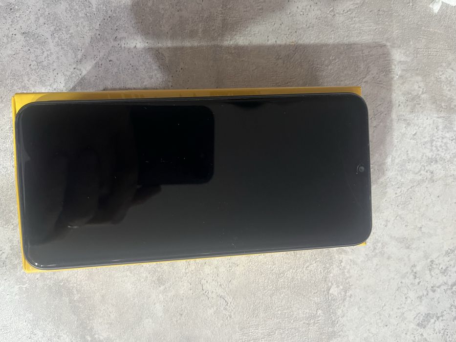 Сотовый телефон в идеальном состоянии