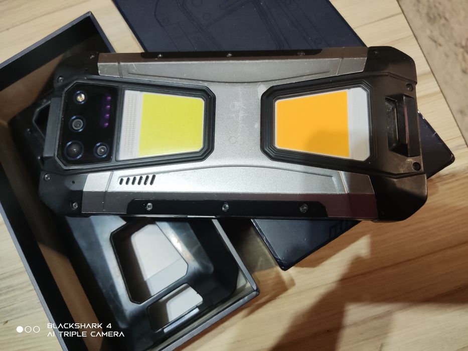 Unihertz Tank2 проектор продава/бартер