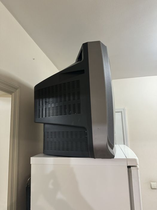 Продам цветной телевизор