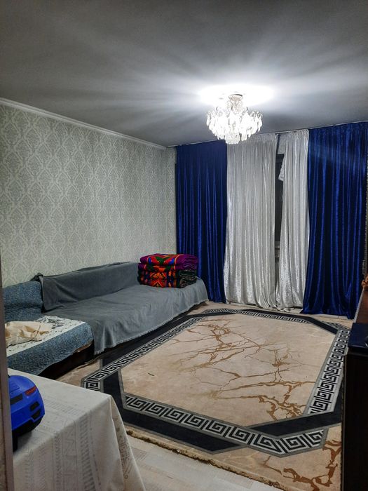 Продаётся 2 ком квартира мкр Зердели