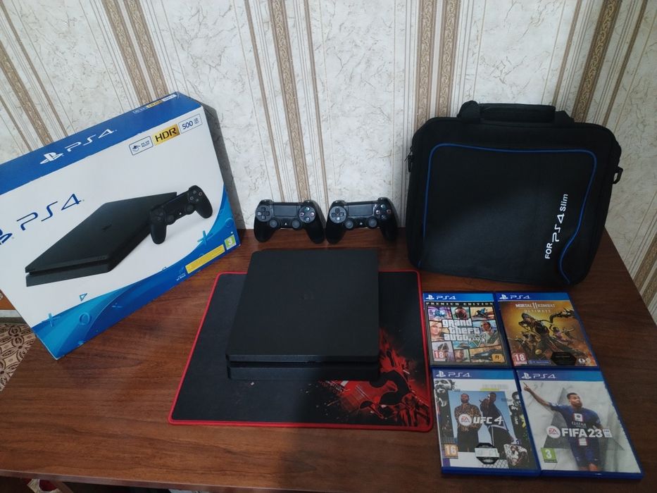 Sony PlayStation 4 slim