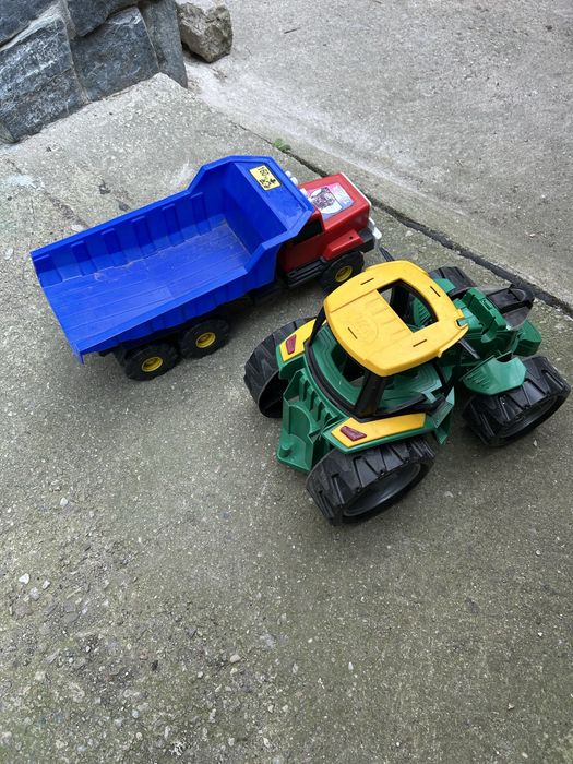 Голями играчки в изправност