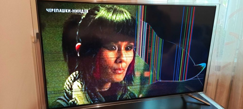 Samsung TV smart 2013 года