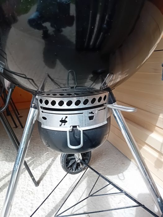 Weber Master-touch