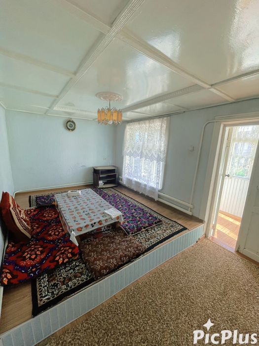 Уй Байткургон / Дом