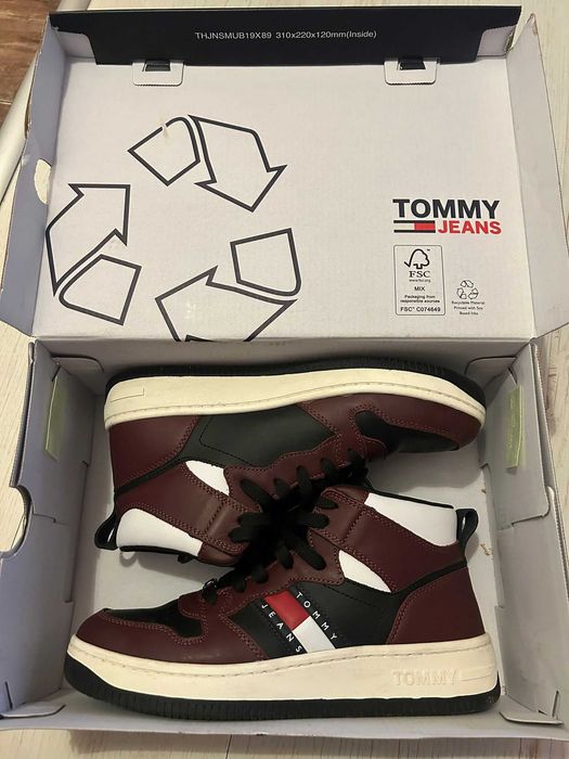 Adidasi Tommy Hilfiger marimea 39 unisex